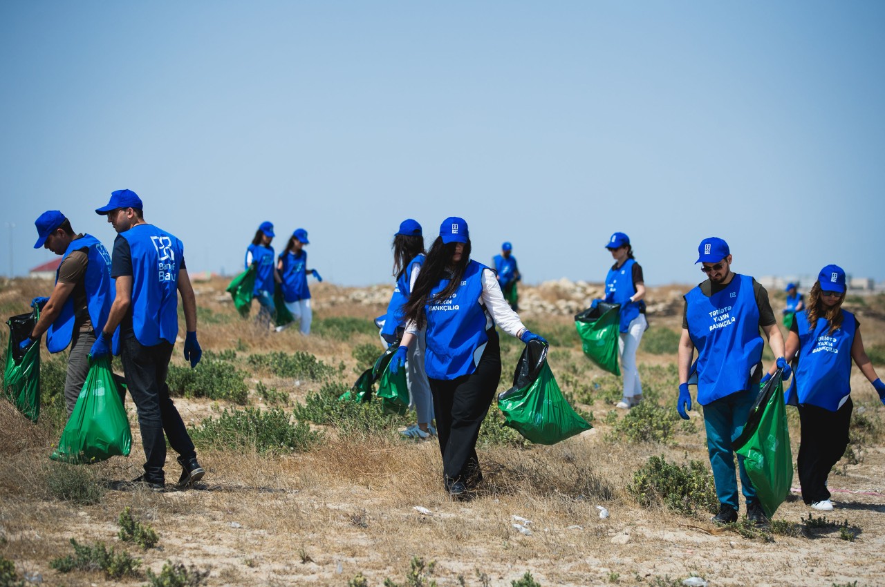 “Bank of Baku”dan ekoloji təşəbbüs - FOTOLAR